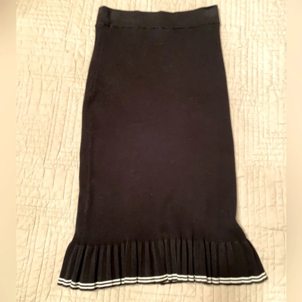 Black Marc Jacob Striped Cotton Fluted Midi Bodycon Pleated Bottom Skirt - Picture 2 of 7